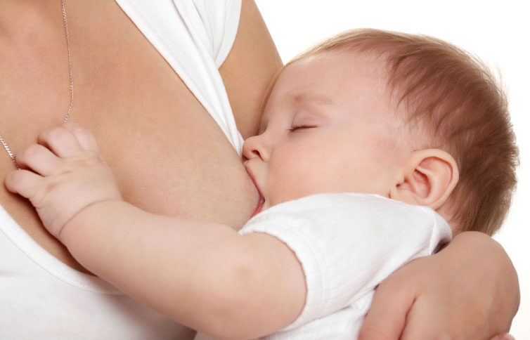 S.O.S. allattamento neonato attaccato al seno materno